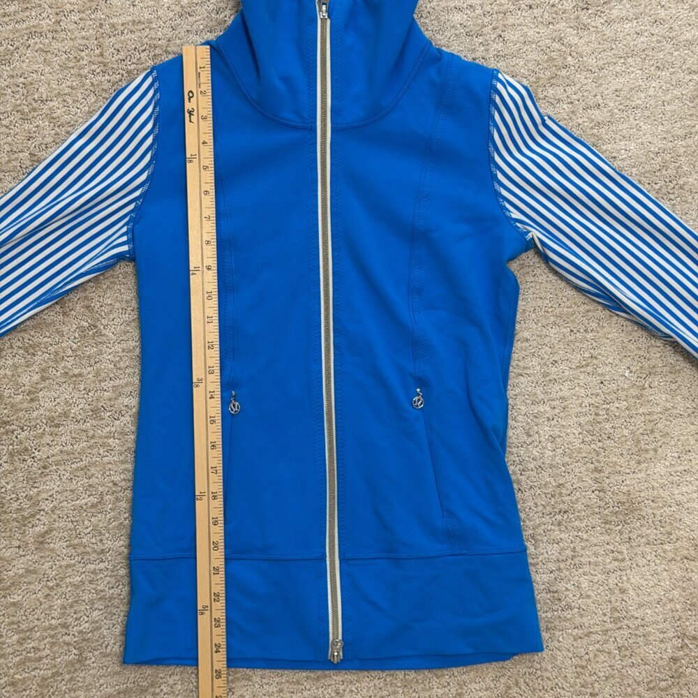 Lululemon Blue Full Zip Yoga Jacket Striped Sleeves | Fitted Athletic Layer - Picture 7 of 16